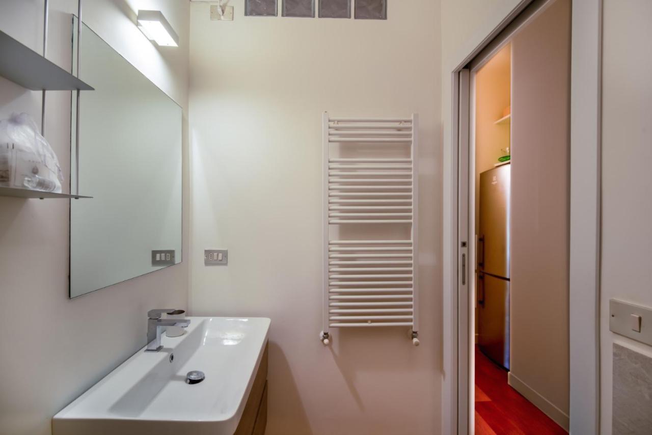 Easylife - Luminoso Bilocale In Zona Garibaldi Appartement Milaan Buitenkant foto